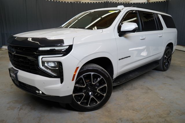 2025 Chevrolet Suburban RST 4WD's photo