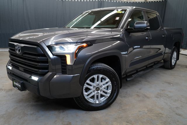 2024 Toyota Tundra SR5 - Photo 1