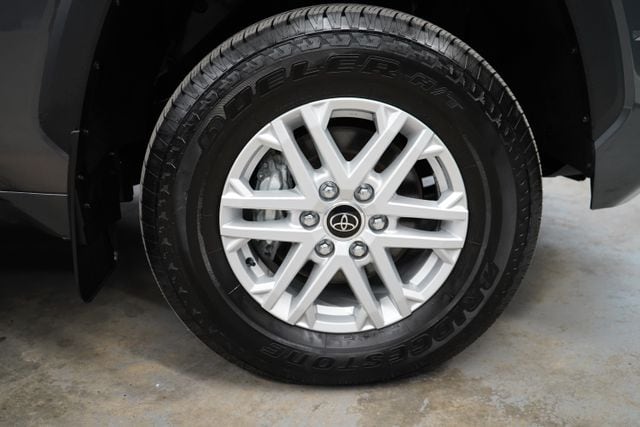 2024 Toyota Tundra SR5 - Photo 59