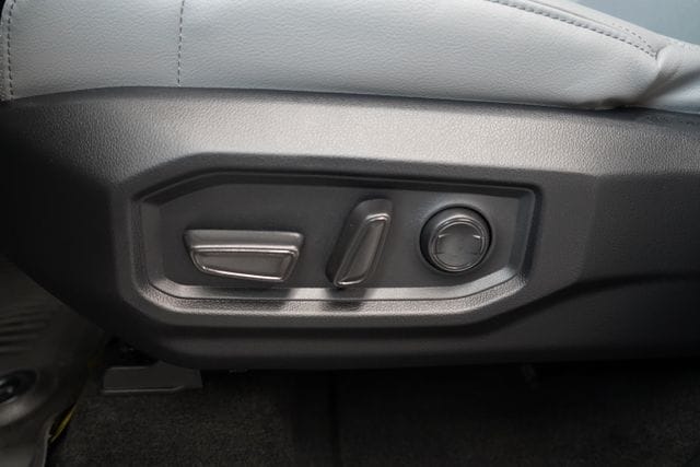 2024 Toyota Tundra SR5 - Photo 13