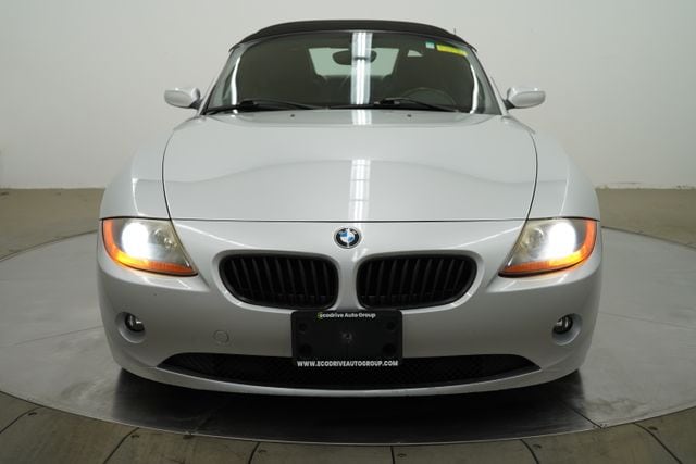 Used 2003 BMW Z4 2.5 with VIN 4USBT33483LS46985 for sale in Gorham, NH