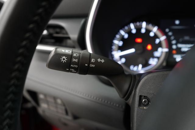 2023 Toyota Highlander XSE - Photo 18
