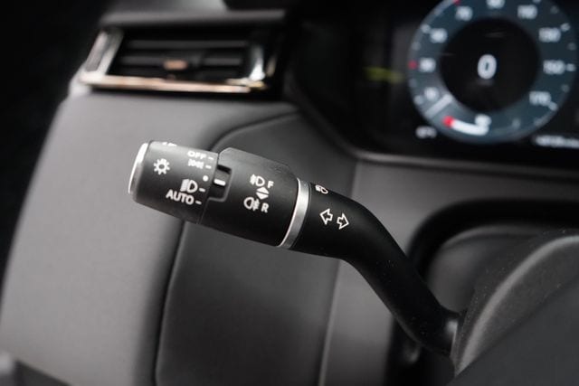 2024 Land Rover Range Rover Velar Dynamic SE - Photo 25