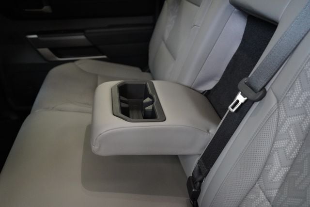 2024 Toyota Tundra SR5 - Photo 42