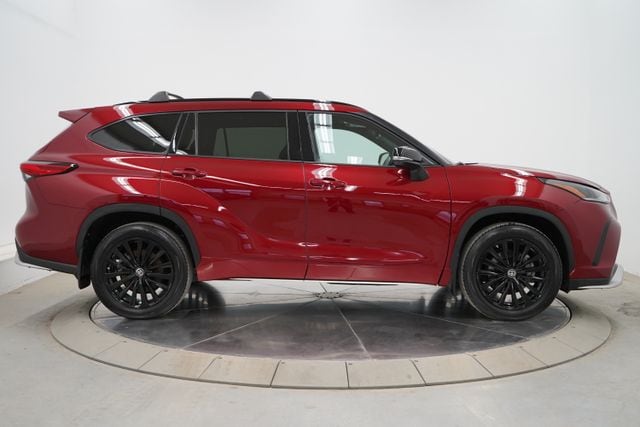 2023 Toyota Highlander XSE - Photo 8