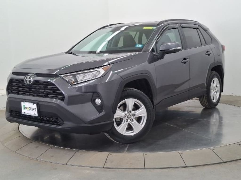 Used 2021 Toyota RAV4 XLE SUV