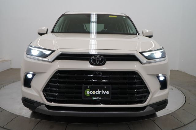 Used 2024 Toyota Grand Highlander XLE SUV