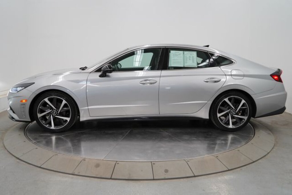 Used 2022 Hyundai Sonata SEL Plus Sedan