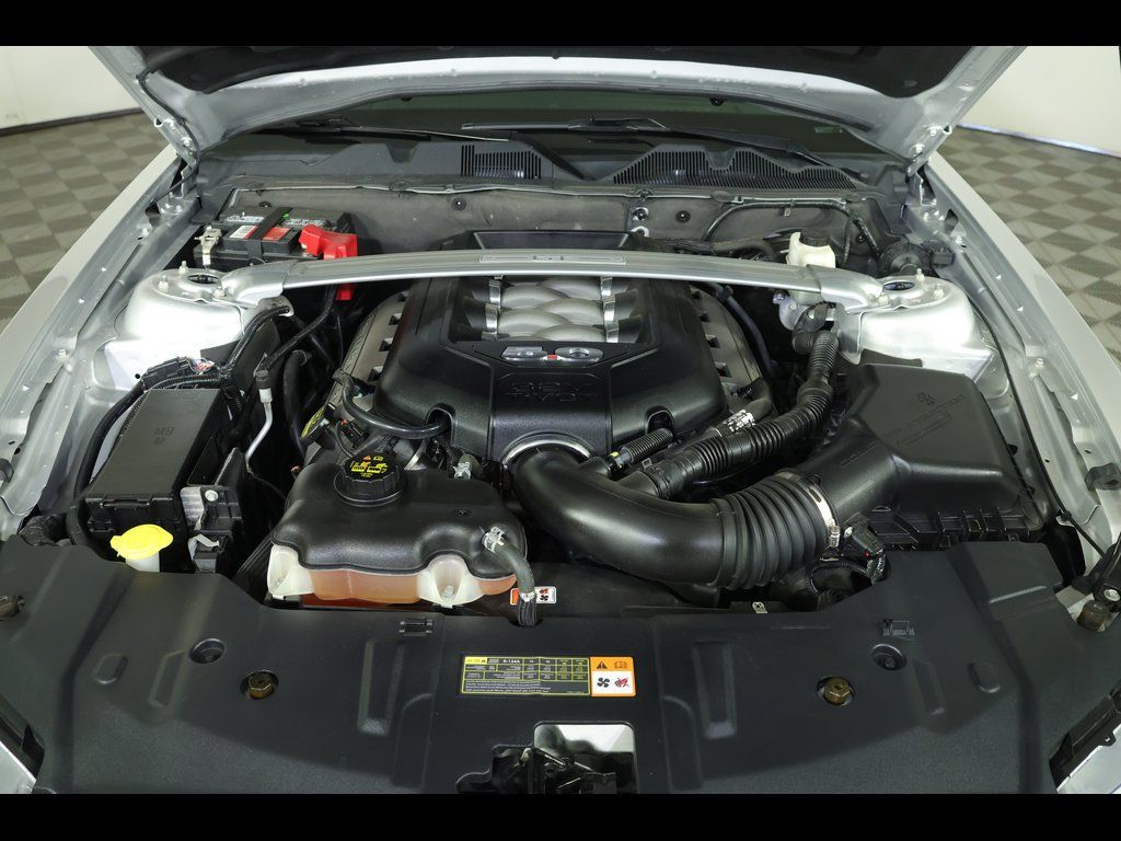 2014 Ford Mustang GT - Photo 14