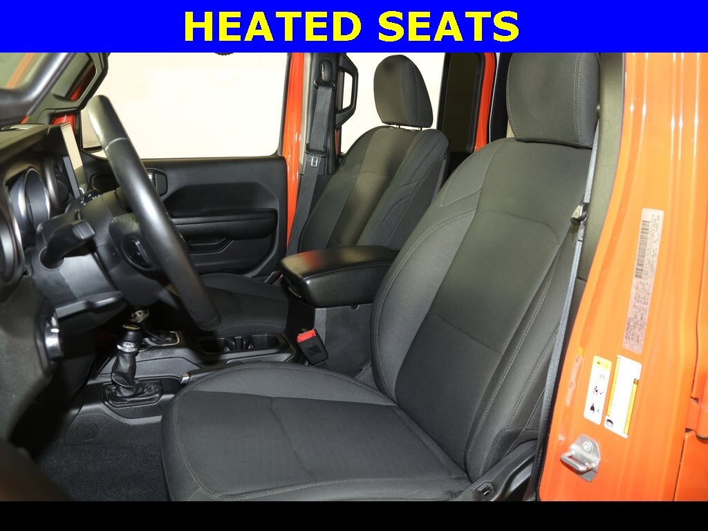 2018 Jeep Wrangler Unlimited Sport S photo 2