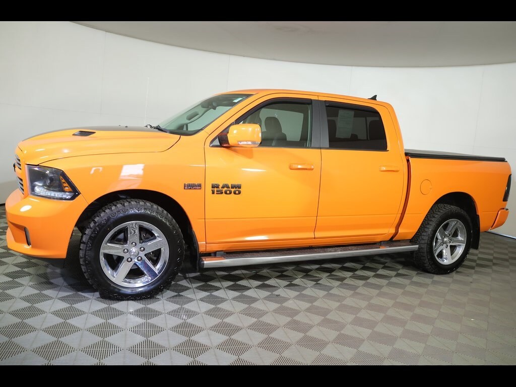 2015 Ram 1500 Sport photo 4