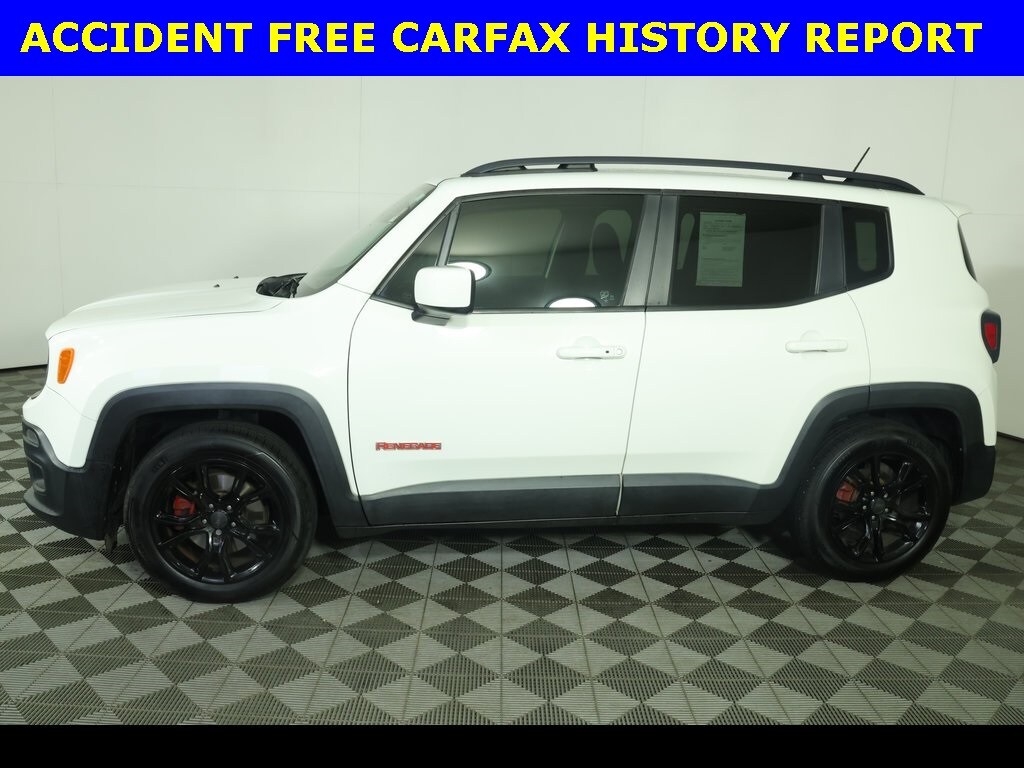 2017 Jeep Renegade Latitude North Edition photo 3