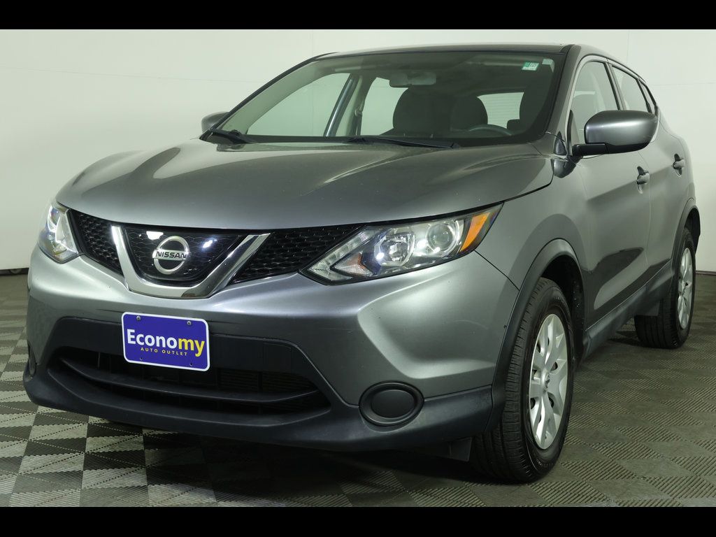 2019 Nissan Rogue Sport S AWD's photo