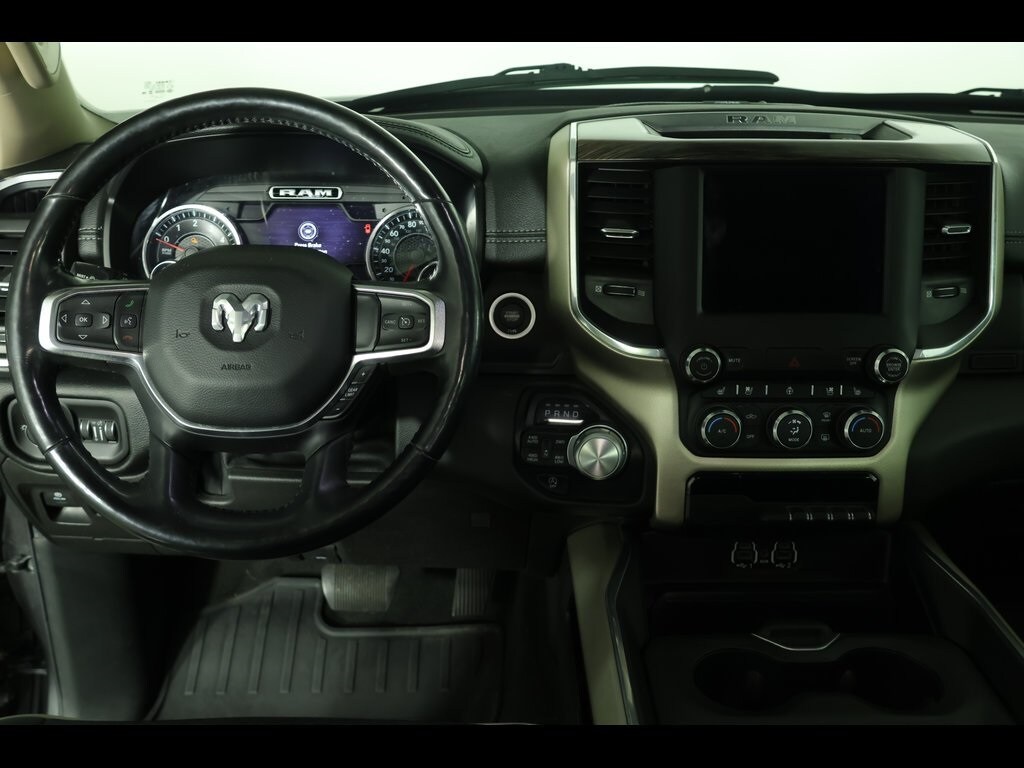 2020 Ram 1500 Laramie photo 3