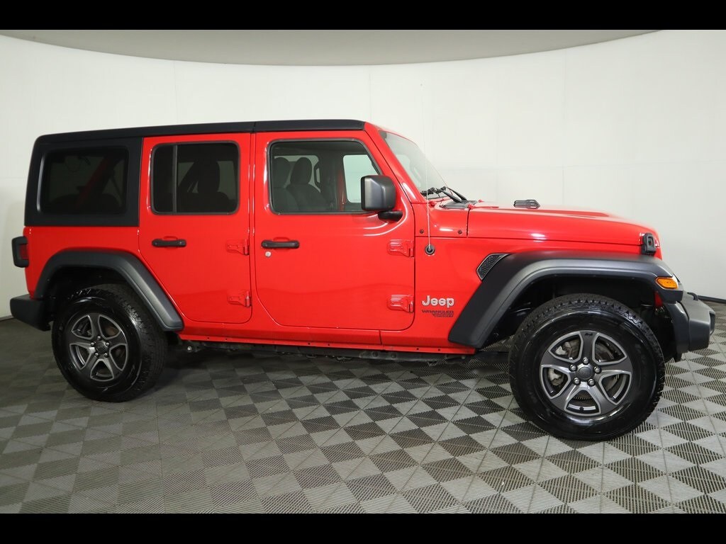2018 Jeep Wrangler Unlimited Sport S photo 2