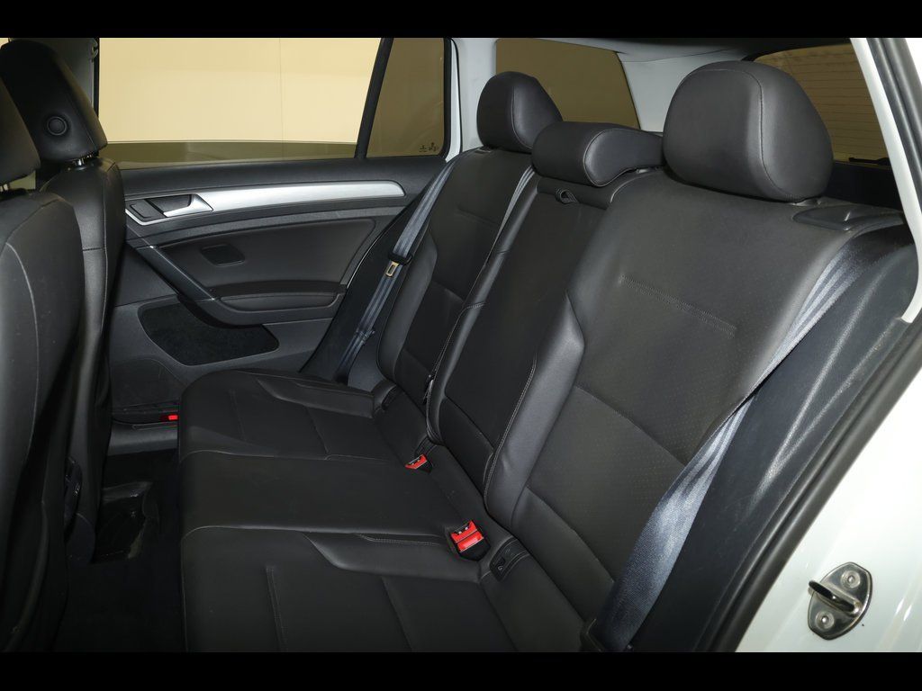 2015 Volkswagen Golf SportWagen TSI S - Photo 16