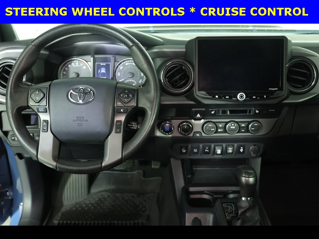 2019 Toyota Tacoma SR5 photo 2