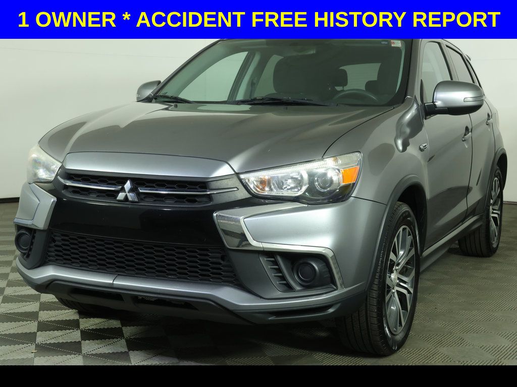 2018 Mitsubishi Outlander Sport 2.0 ES 2WD CVT's photo