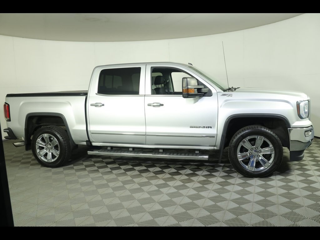 2018 Gmc Sierra SLT photo 2