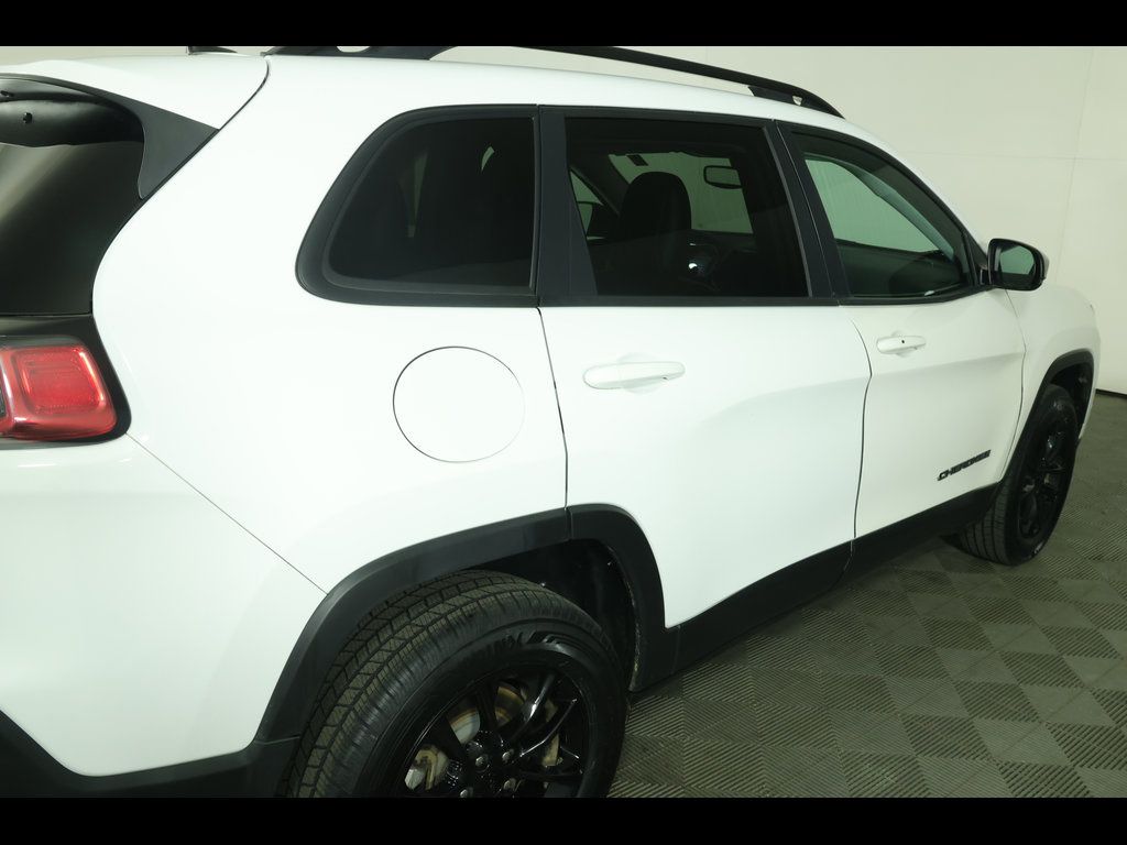 2023 Jeep Cherokee Altitude Lux - Photo 17