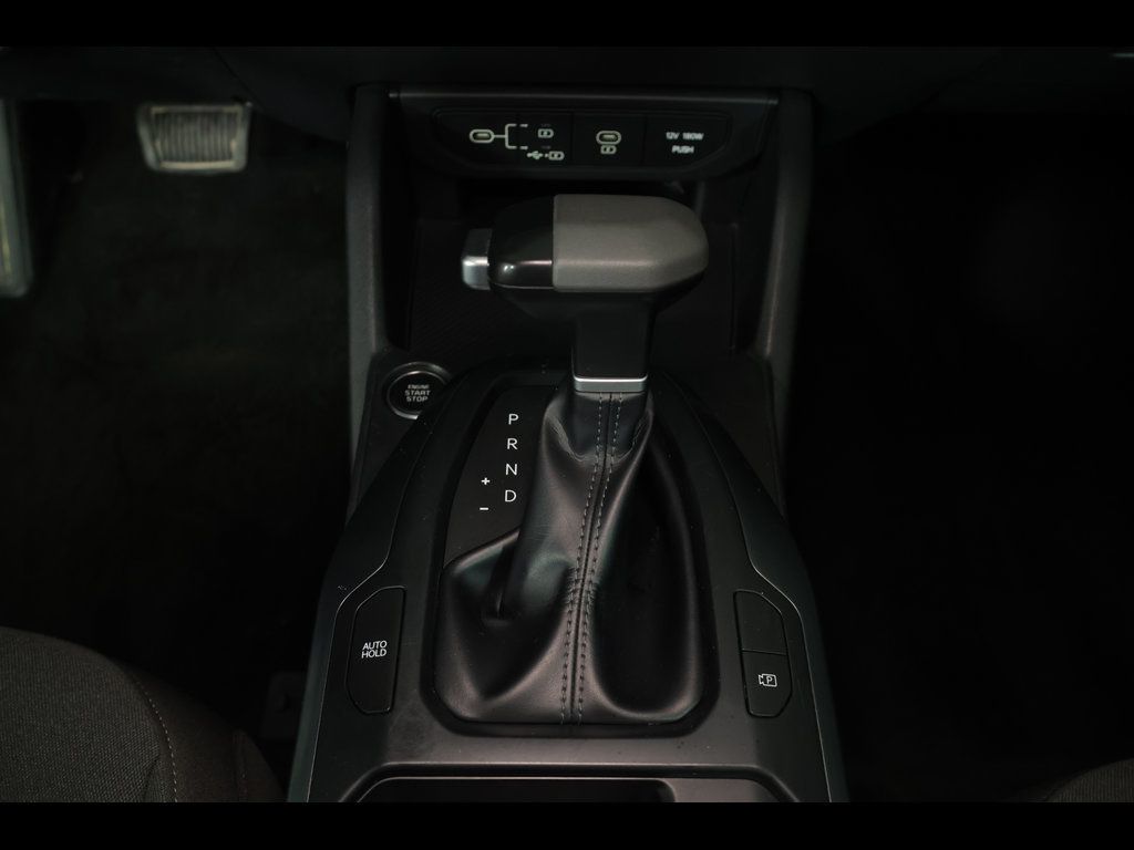 2025 Kia K4 LXS - Photo 22