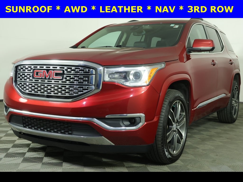 2019 GMC Acadia Denali's photo