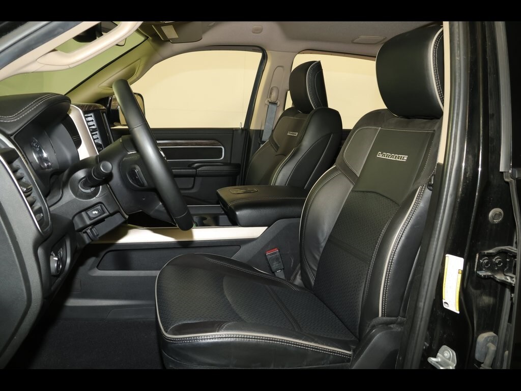 2020 Ram 2500 Laramie photo 3