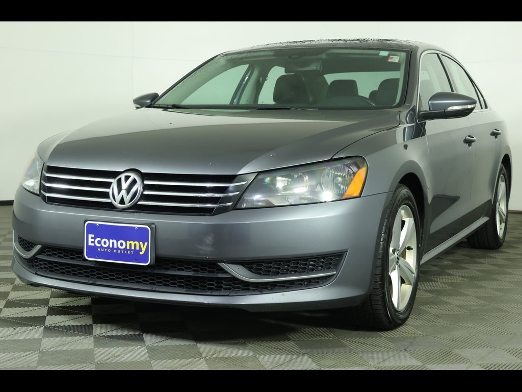 Used 2012 Volkswagen Passat 2.5 SE Sedan