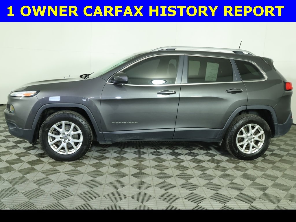 Used 2016 Jeep Cherokee Latitude SUV