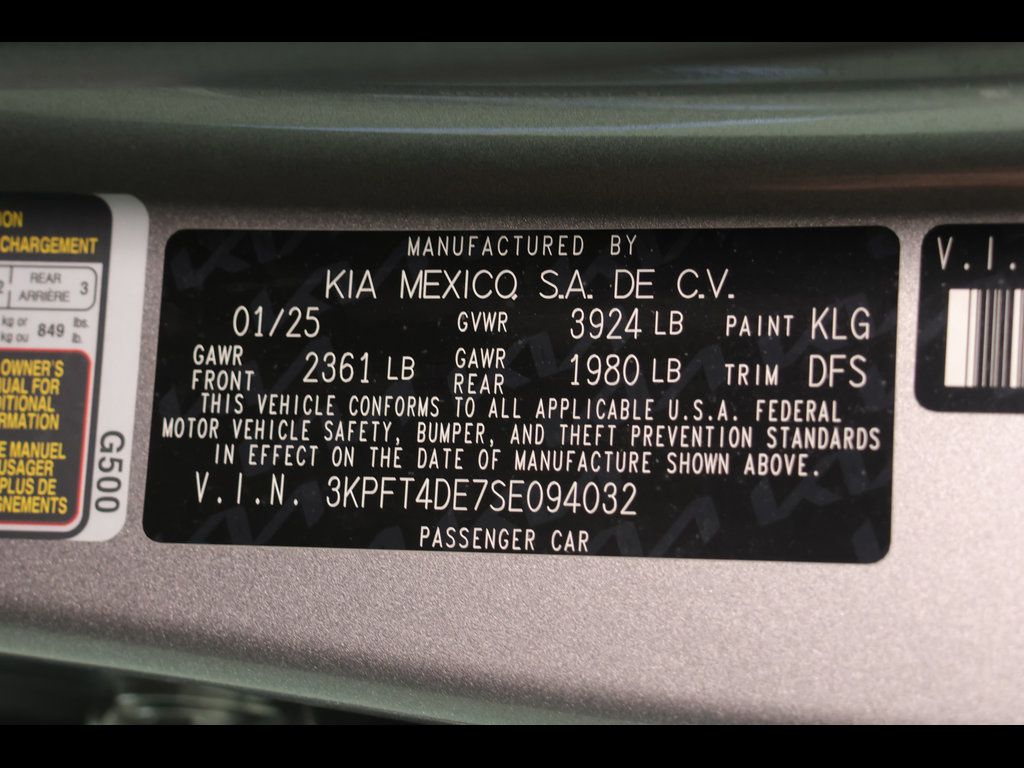 2025 Kia K4 LXS - Photo 25