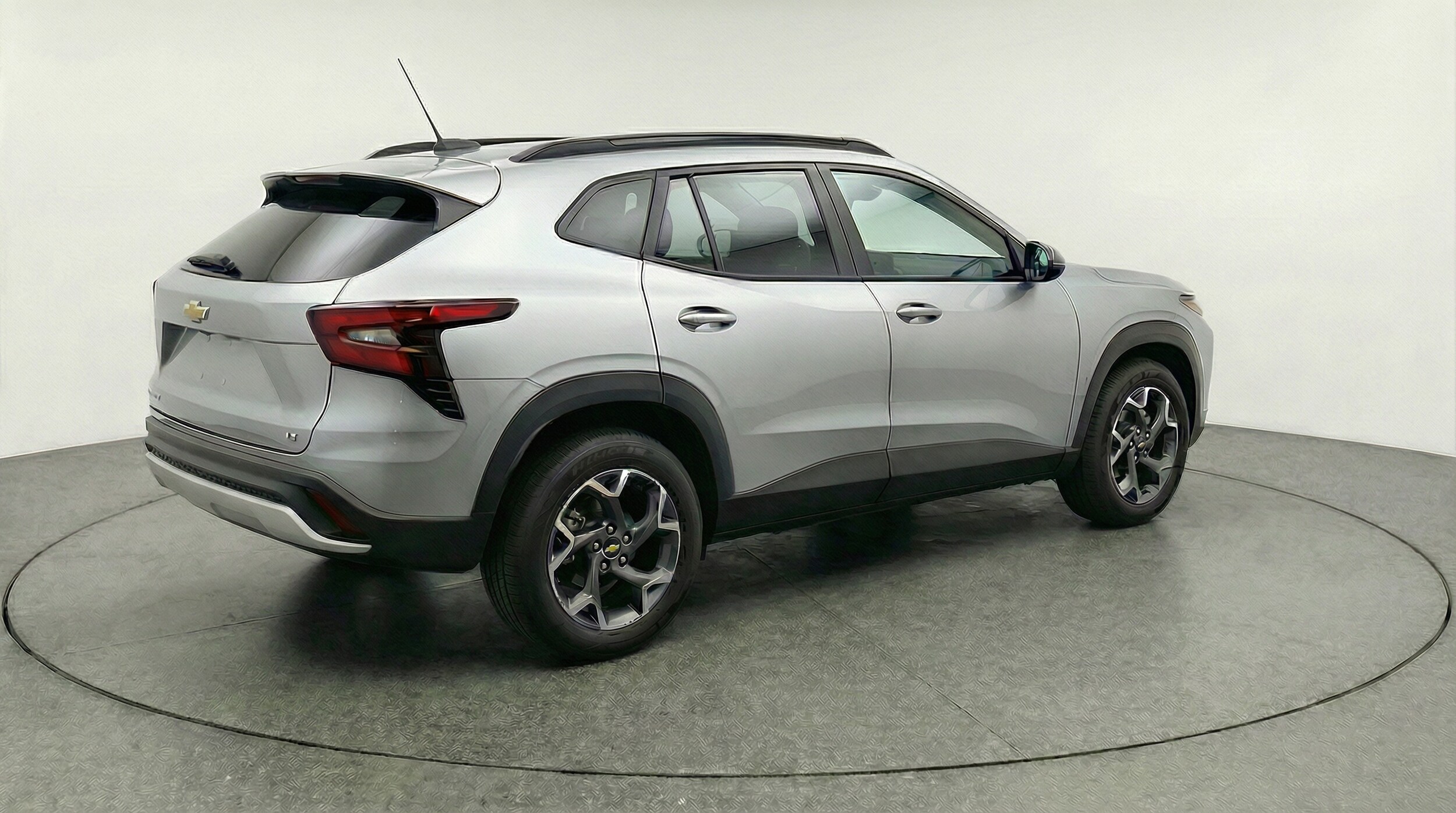 Thumbnail: 2025 Chevrolet Trax - 7