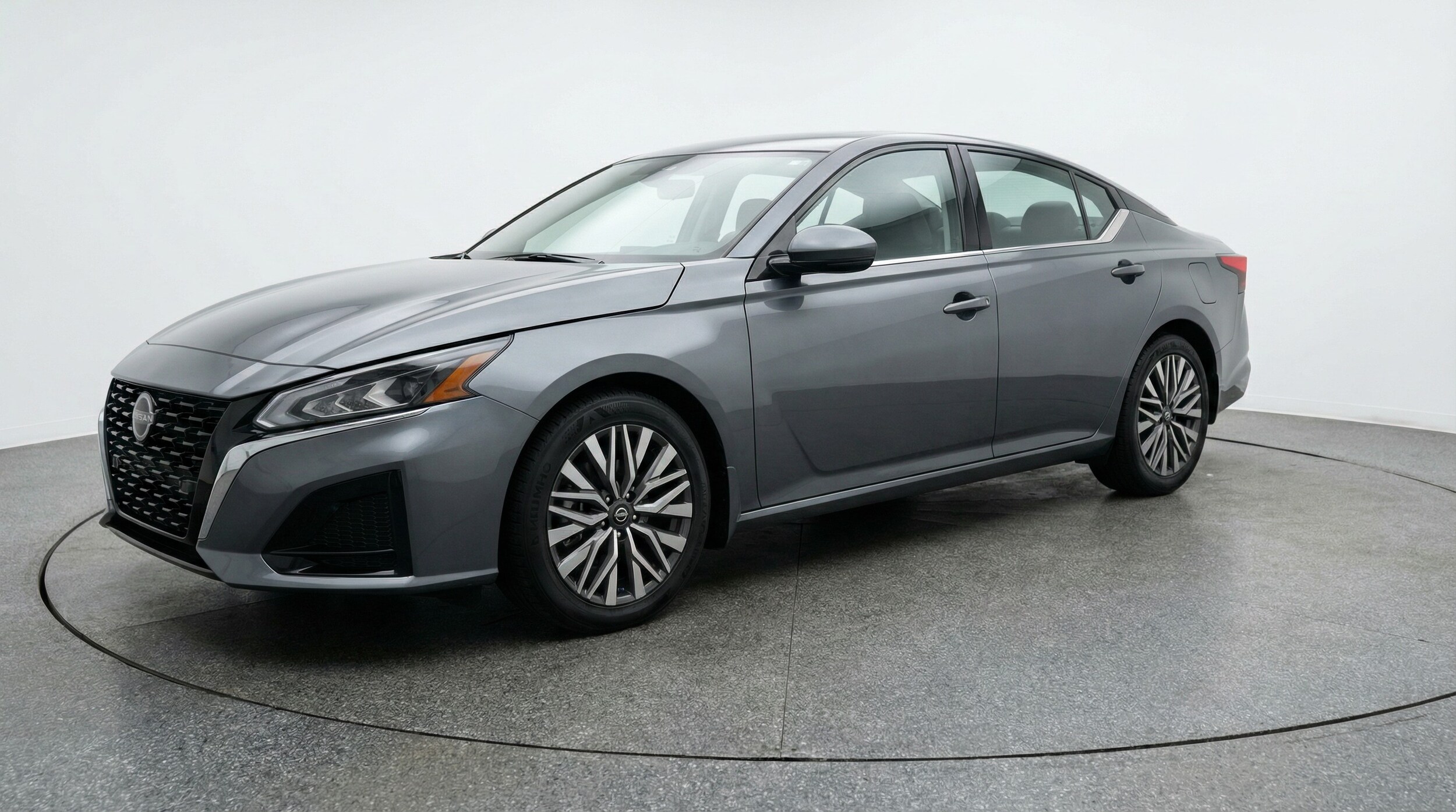 Thumbnail: 2025 Nissan Altima - 3