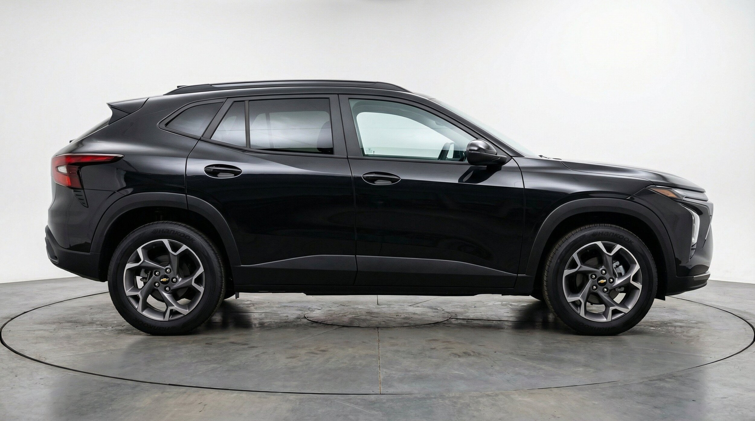 Thumbnail: 2025 Chevrolet Trax - 11