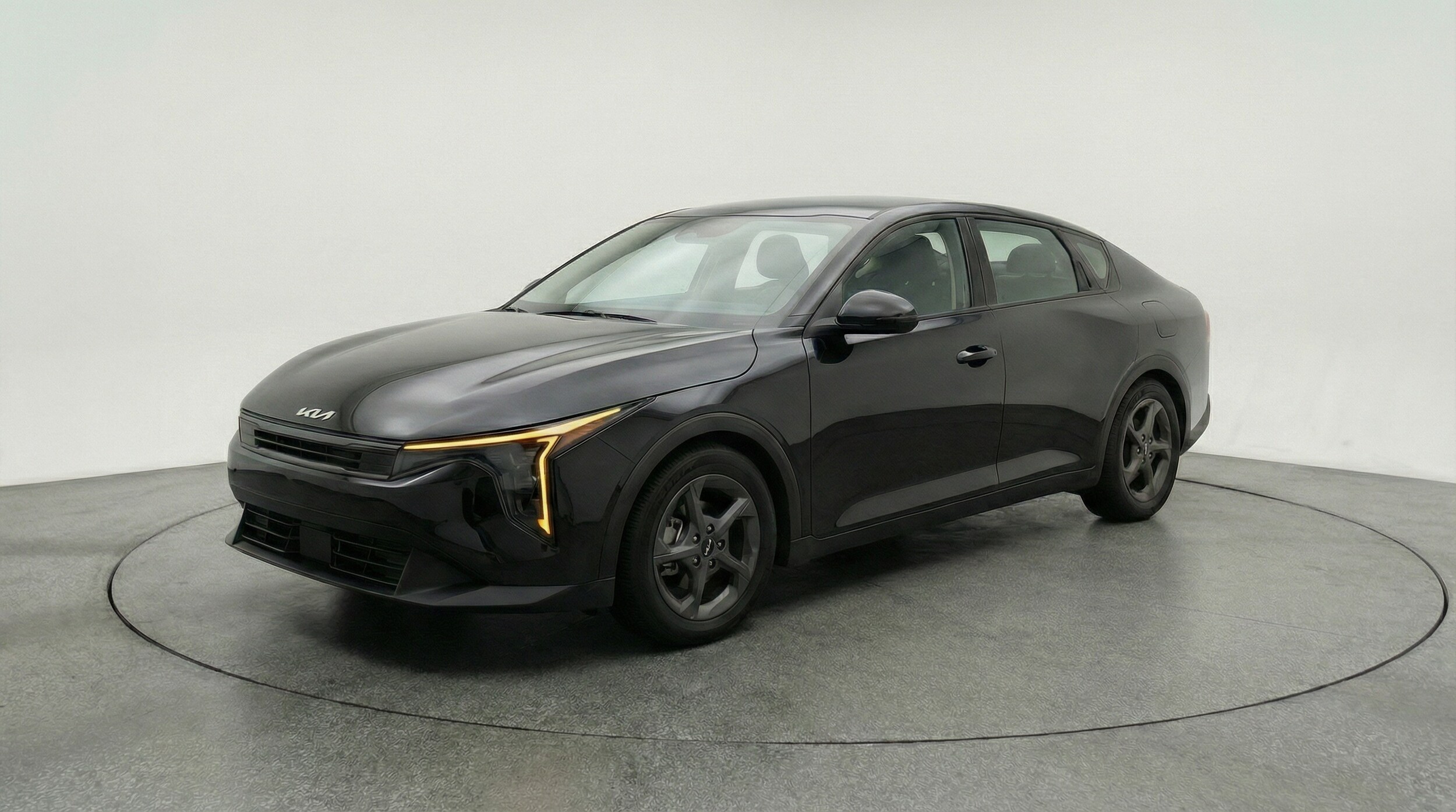 Thumbnail: 2025 Kia K4 - 3