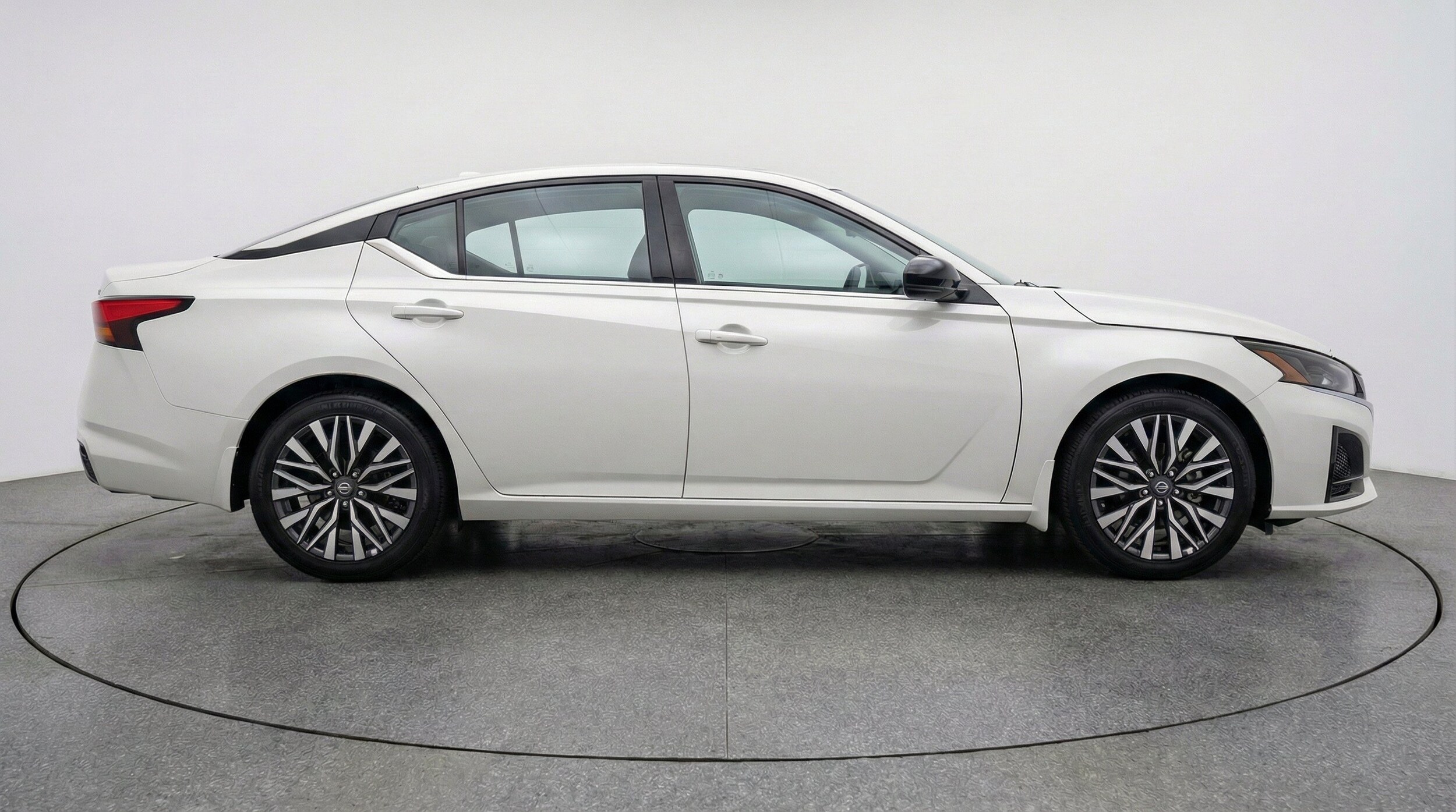 Thumbnail: 2026 Nissan Altima - 10