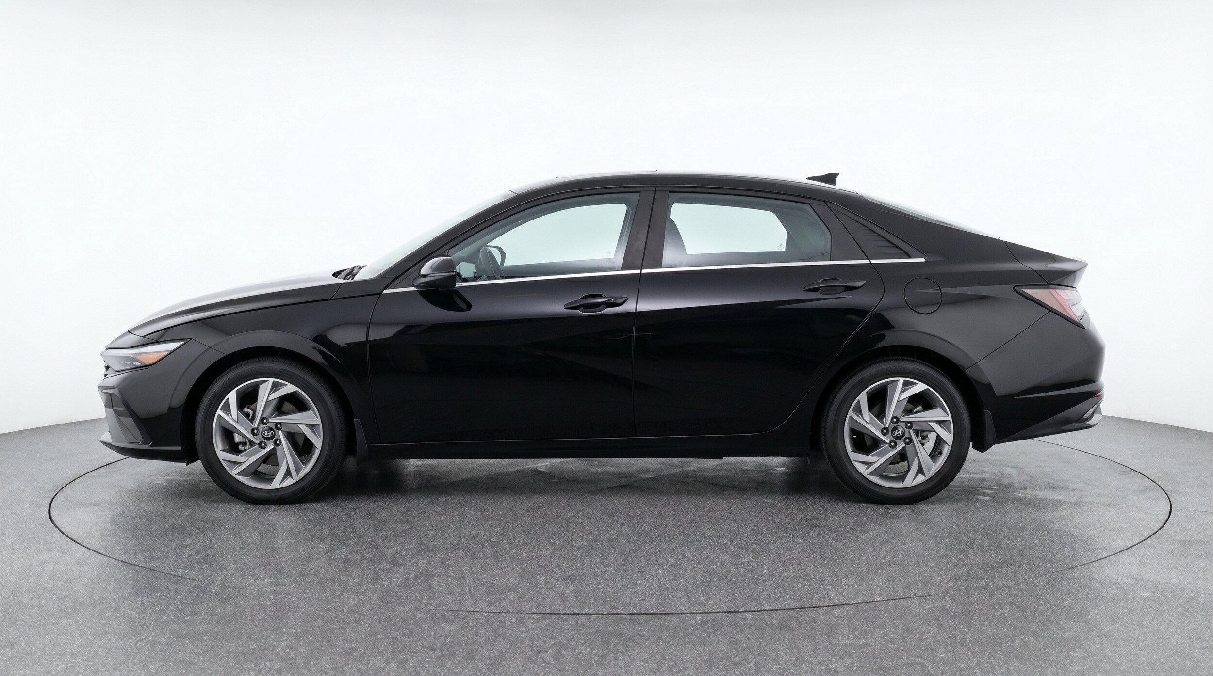 Thumbnail: 2025 Hyundai Elantra - 5