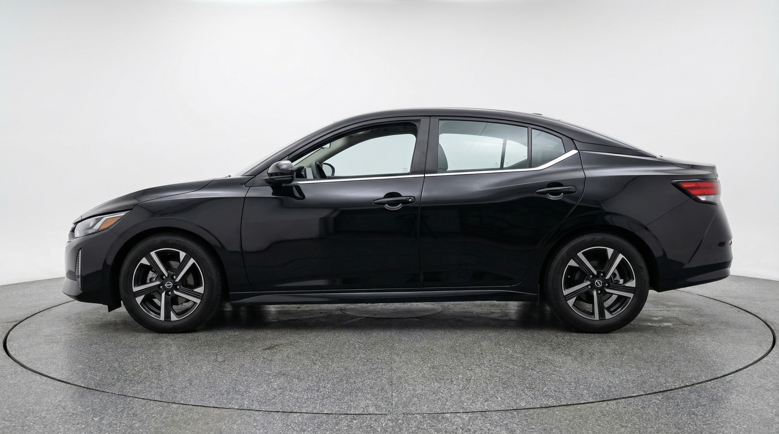 Thumbnail: 2025 Nissan Sentra - 4