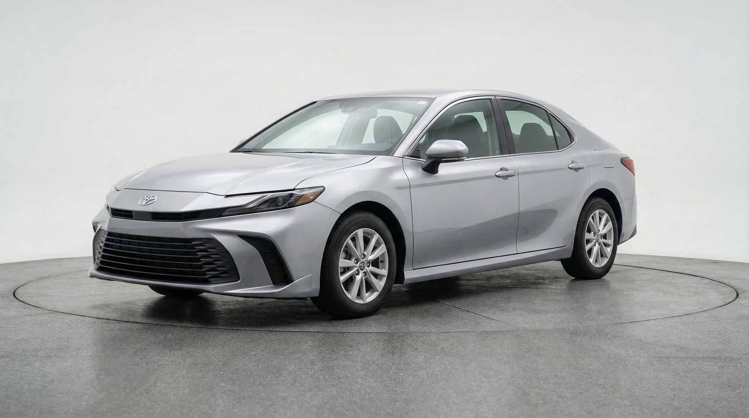 Thumbnail: 2025 Toyota Camry - 3