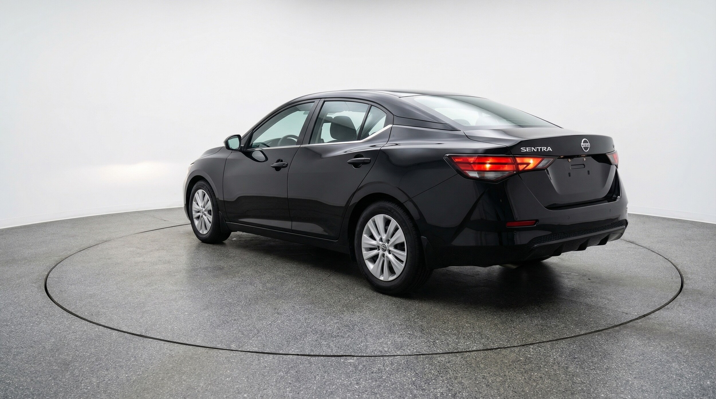 Thumbnail: 2025 Nissan Sentra - 5