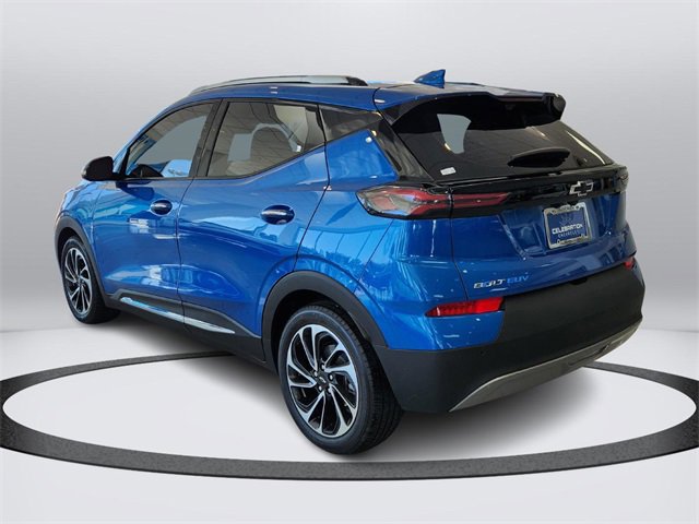 2022 Chevrolet Bolt EUV Premier photo 3