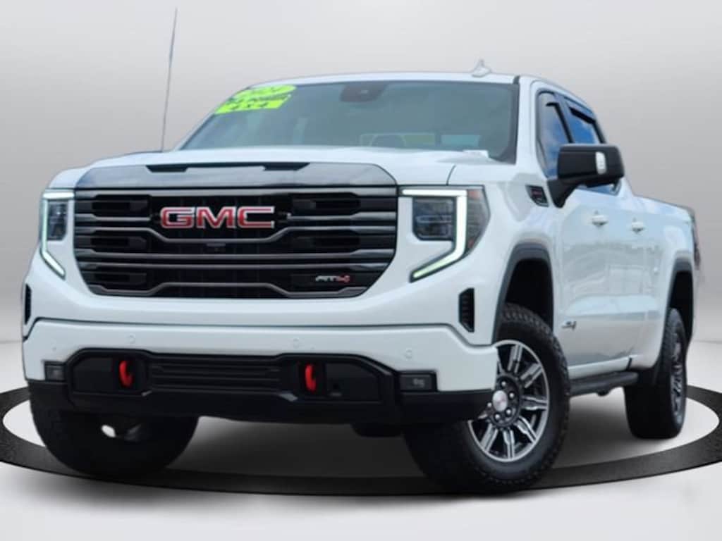 Used 2024 GMC