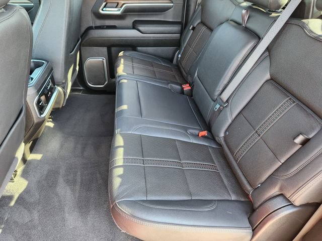 2025 Chevrolet Silverado 1500 High Country - Photo 18