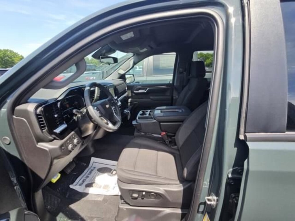 Used 2026 Chevrolet Silverado 1500 LT (2FL) Truck Crew Cab