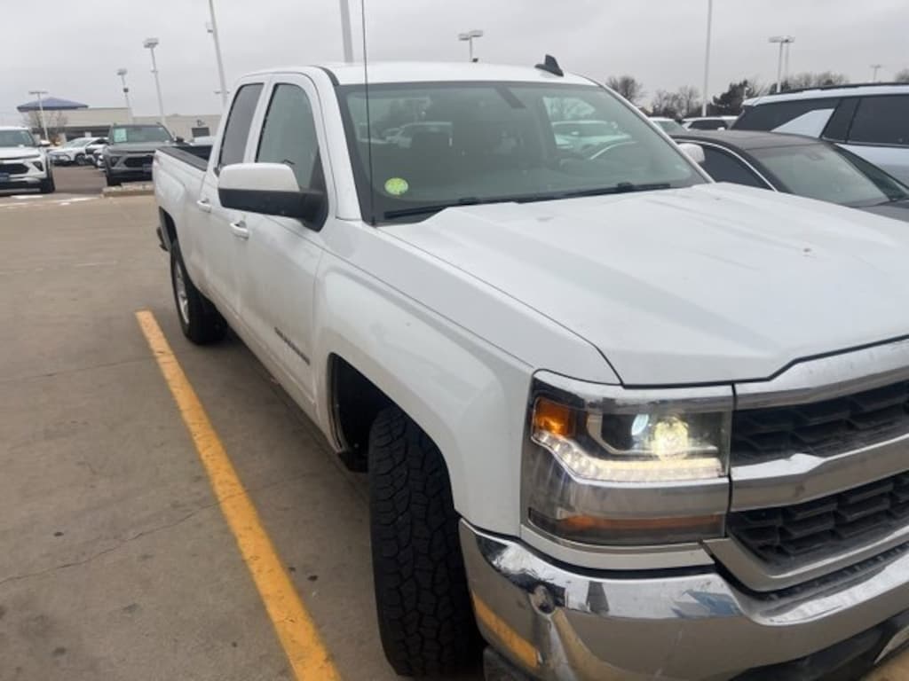 Used 2018 Chevrolet Silverado 1500 LT Truck Double Cab