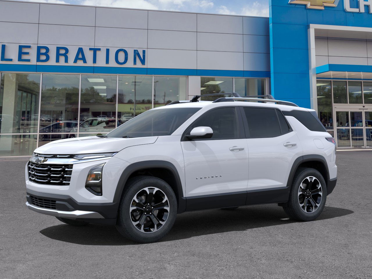 2025 Chevrolet Equinox LT photo 2