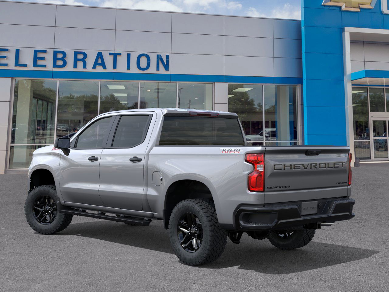 2026 Chevrolet Silverado 1500 Custom Trail Boss photo 2
