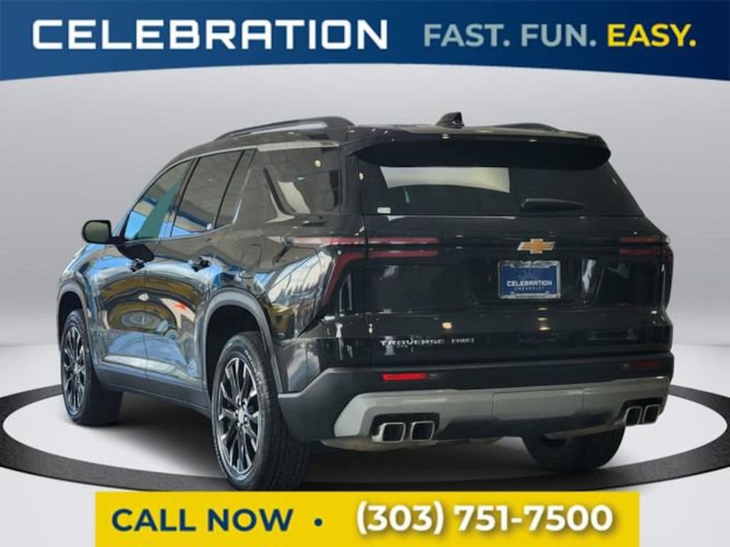 Used 2025 Chevrolet Traverse LT SUV