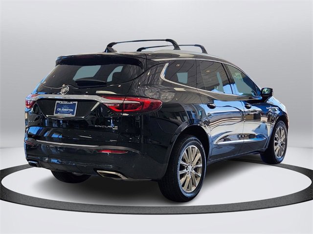 2018 Buick Enclave Essence photo 4