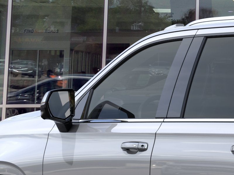 2026 Chevrolet Suburban Premier - Photo 12