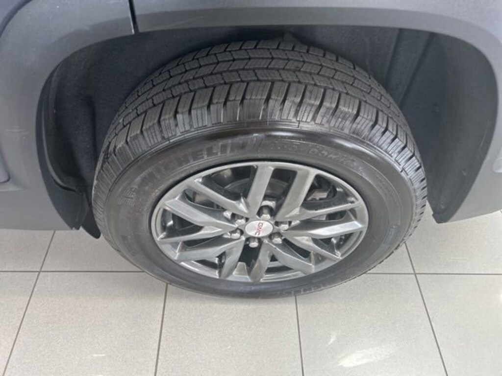 Used 2018 GMC Acadia SLT SUV